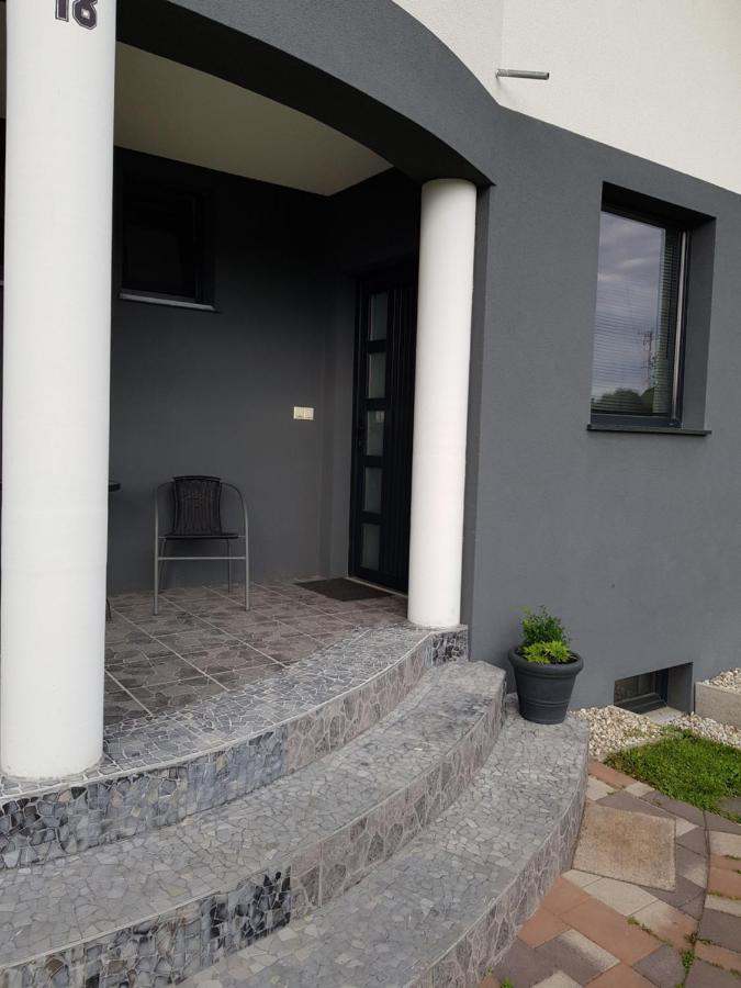 Honfoglalas Apartment Bük Екстериор снимка